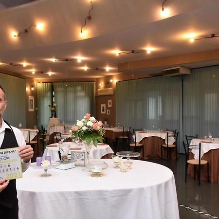 Hotel Il Volturino Calvello エクステリア 写真